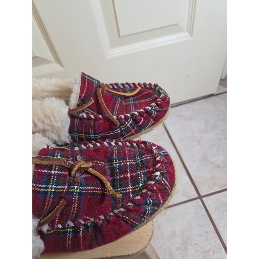 Womens Red‎ Plaid Flannel Moccasin Slippers Faux Fur Lined Size 9 Medium - Picture 2 of 11